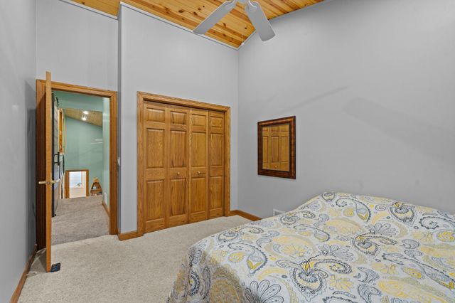 456 Vadnais Road, Vadnais Heights, MN 55127