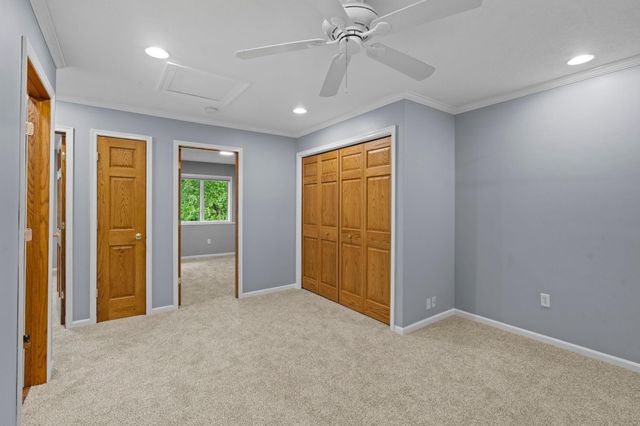 456 Vadnais Road, Vadnais Heights, MN 55127