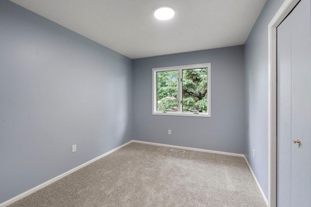 456 Vadnais Road, Vadnais Heights, MN 55127