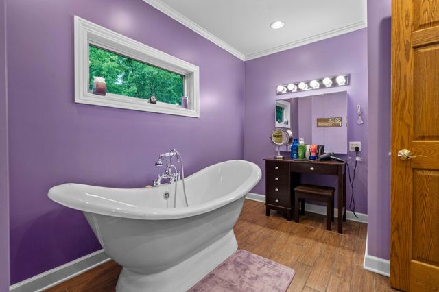 456 Vadnais Road, Vadnais Heights, MN 55127