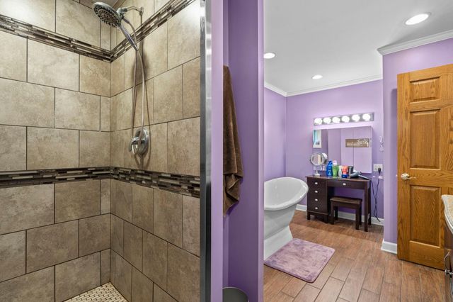 456 Vadnais Road, Vadnais Heights, MN 55127