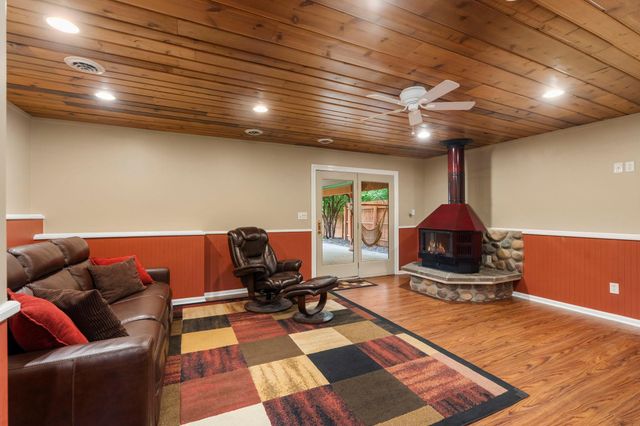 456 Vadnais Road, Vadnais Heights, MN 55127