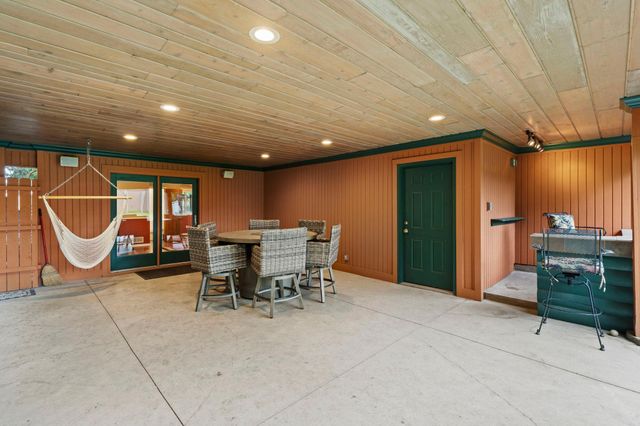456 Vadnais Road, Vadnais Heights, MN 55127