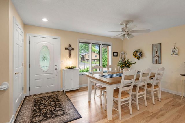 456 Vadnais Road, Vadnais Heights, MN 55127