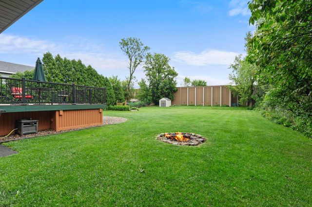 456 Vadnais Road, Vadnais Heights, MN 55127