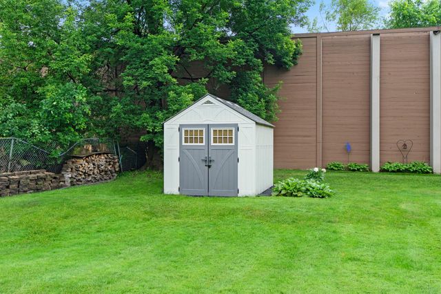 456 Vadnais Road, Vadnais Heights, MN 55127