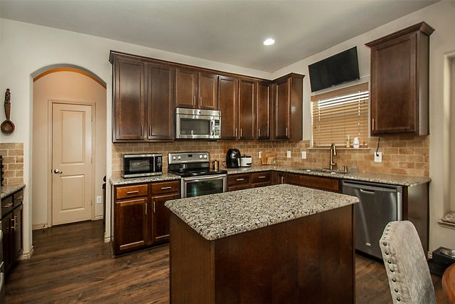 11713 Summer Springs Drive, Frisco, TX 75036