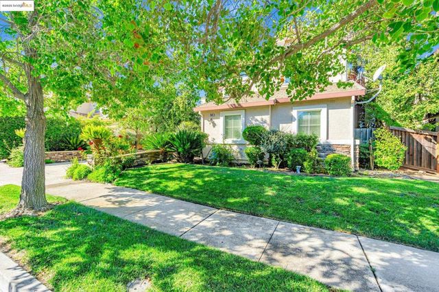 2665 Torrey Pines Dr, Brentwood, CA 94513