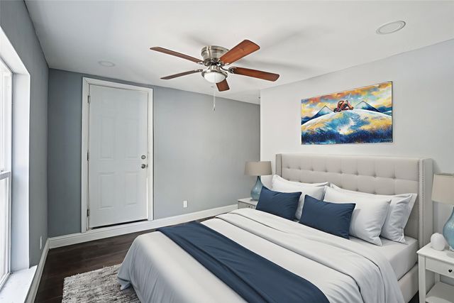 2024 Bourbon Street, Dallas, TX 75226