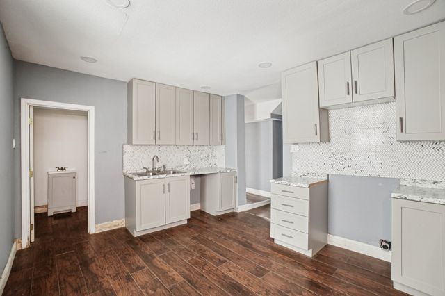 2024 Bourbon Street, Dallas, TX 75226