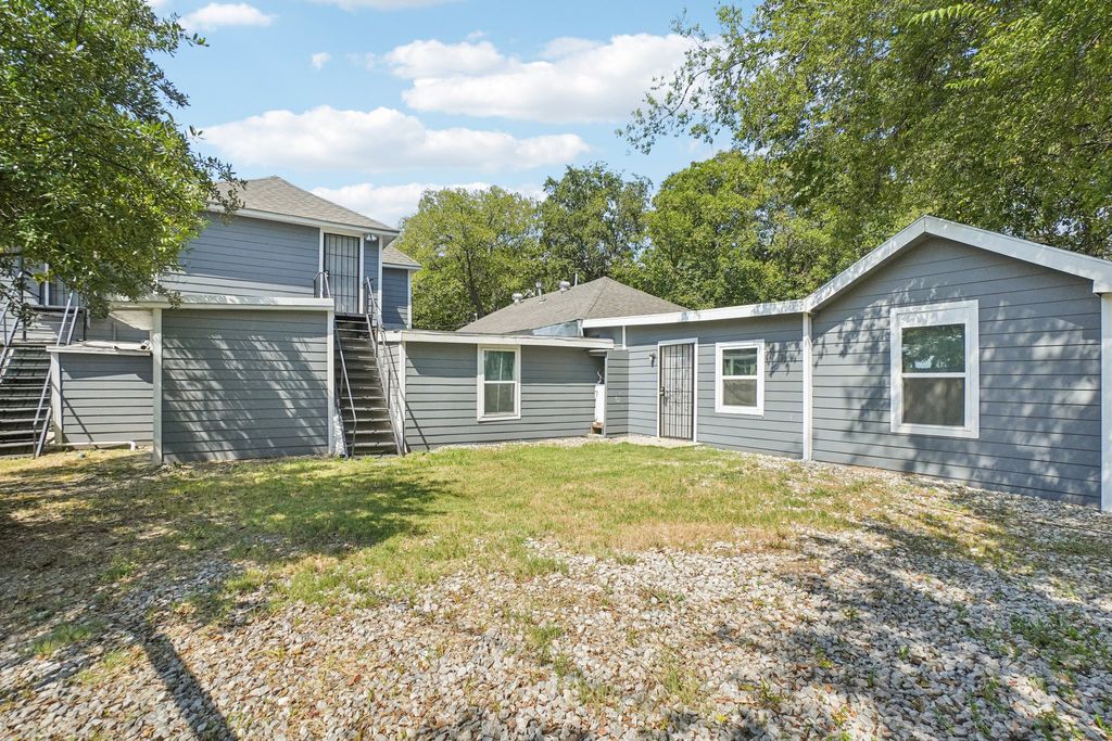 2024 Bourbon Street, Dallas, TX 75226