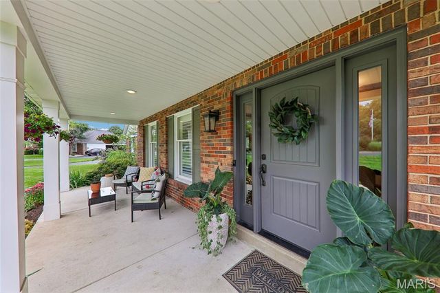 240 Whiting Lane, Chesterfield, MO 63005