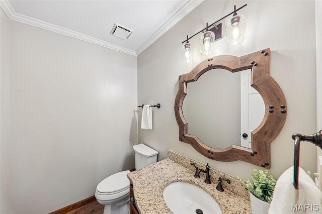 240 Whiting Lane, Chesterfield, MO 63005
