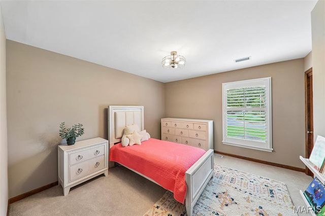 240 Whiting Lane, Chesterfield, MO 63005