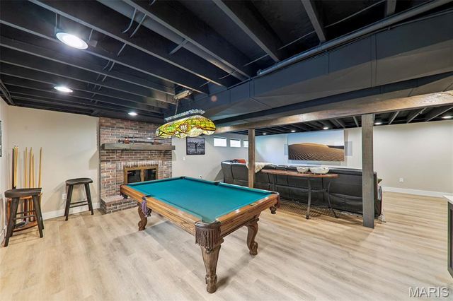 240 Whiting Lane, Chesterfield, MO 63005