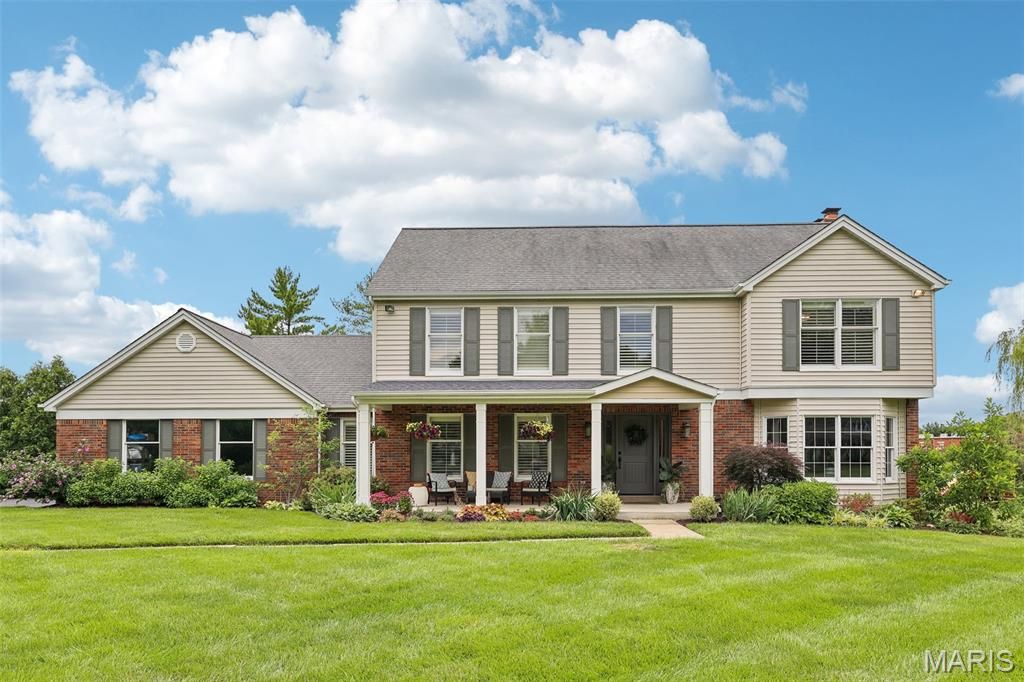 240 Whiting Lane, Chesterfield, MO 63005