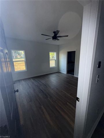 104 Oakwood Trail Road, King, NC 27021