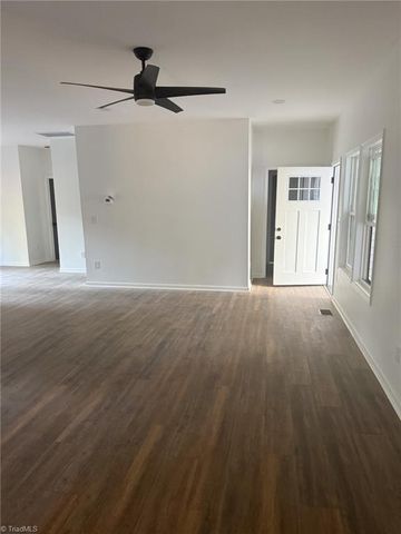 104 Oakwood Trail Road, King, NC 27021