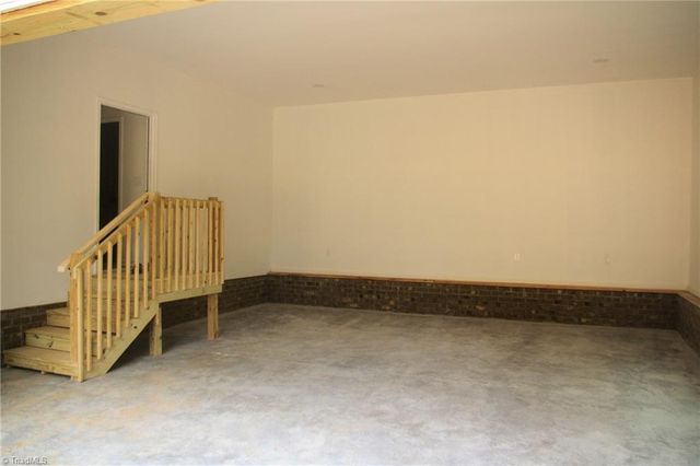 104 Oakwood Trail Road, King, NC 27021