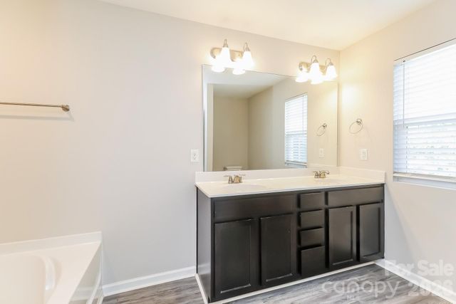 6237 Sydney Mae Lane, Charlotte, NC 28262