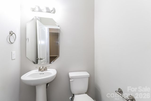 6237 Sydney Mae Lane, Charlotte, NC 28262