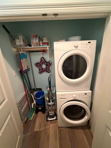 926 Surfside Drive, Crystal Beach, TX 77650