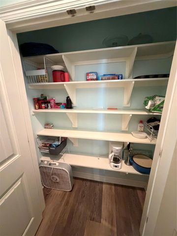 926 Surfside Drive, Crystal Beach, TX 77650