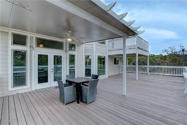 19300 Crosswind CIR, Spicewood, TX 78669