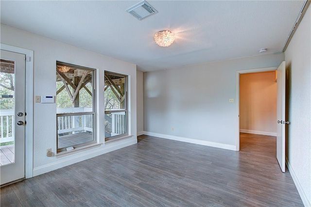 19300 Crosswind CIR, Spicewood, TX 78669