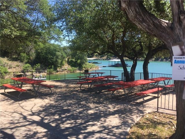 19300 Crosswind CIR, Spicewood, TX 78669