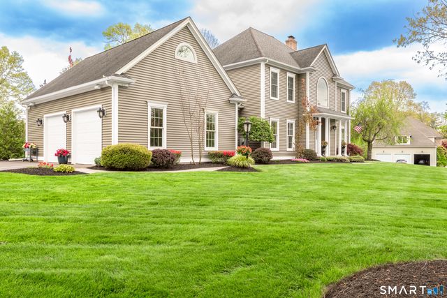 43 Ellsworth Lane, Ellington, CT 06029