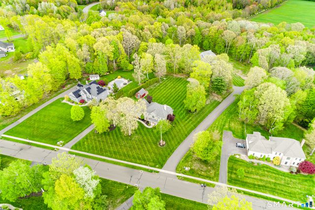 43 Ellsworth Lane, Ellington, CT 06029