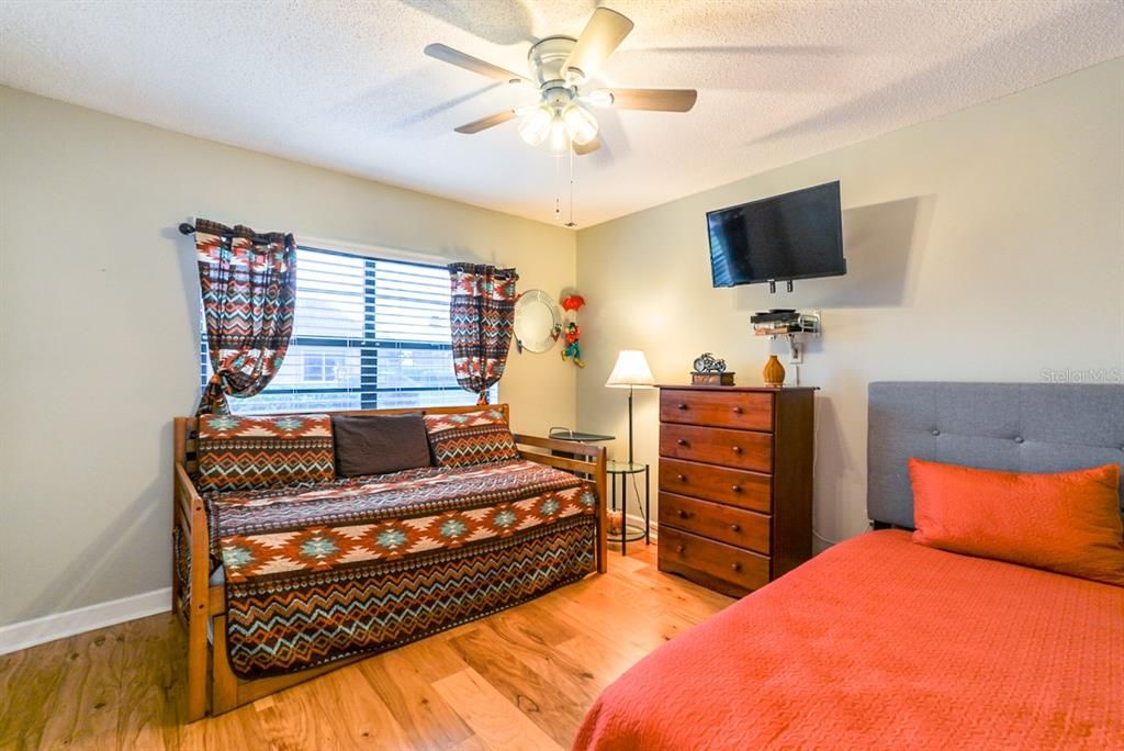 Image 14 of property listing at 2410 LANCASTER DRIVE NA, Sun City Center, FL 33573