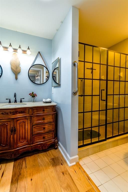 Image 18 of property listing at 2410 LANCASTER DRIVE NA, Sun City Center, FL 33573