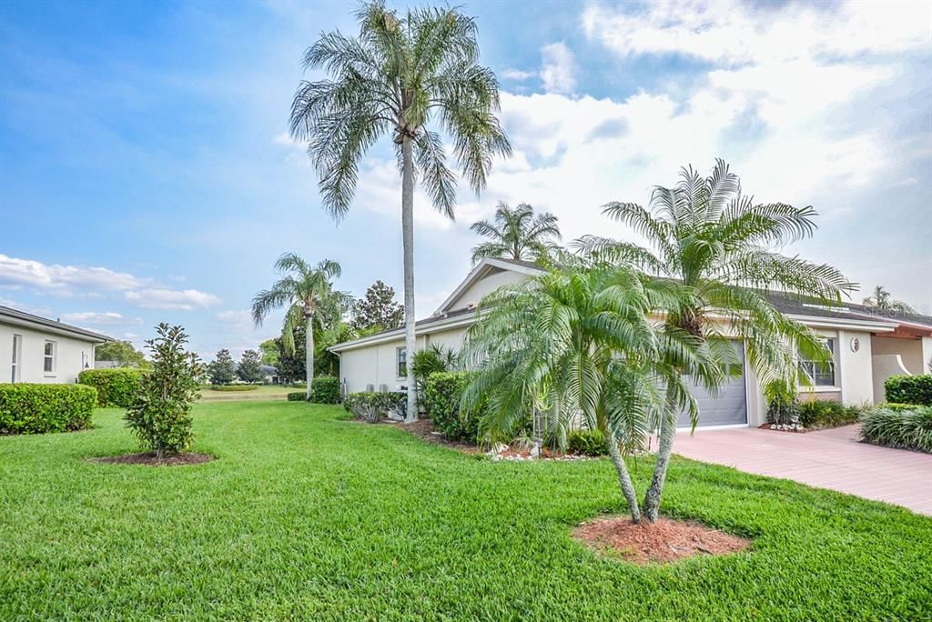 Image 2 of property listing at 2410 LANCASTER DRIVE NA, Sun City Center, FL 33573