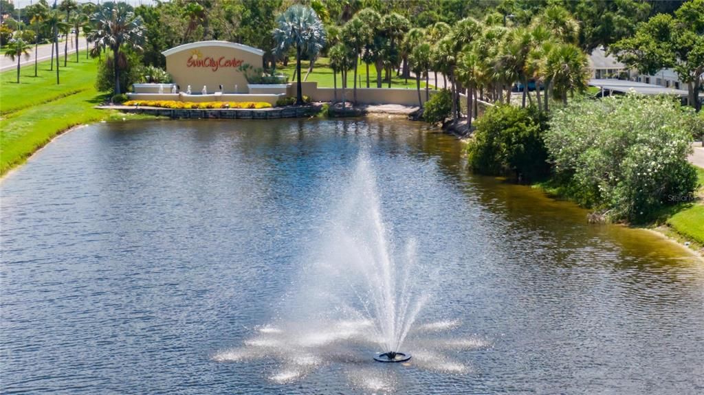 Image 26 of property listing at 2410 LANCASTER DRIVE NA, Sun City Center, FL 33573