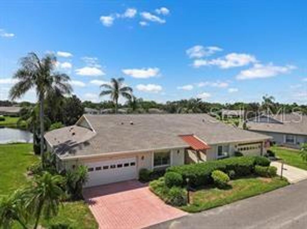 Image 3 of property listing at 2410 LANCASTER DRIVE NA, Sun City Center, FL 33573