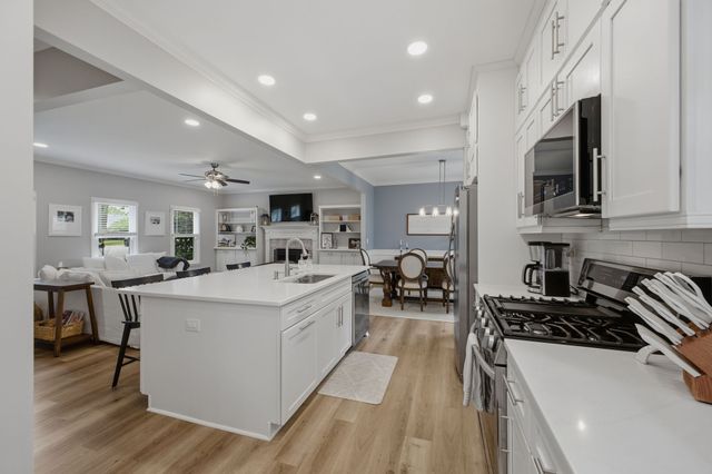 519 Hampton Height Ln, Franklin, TN 37064