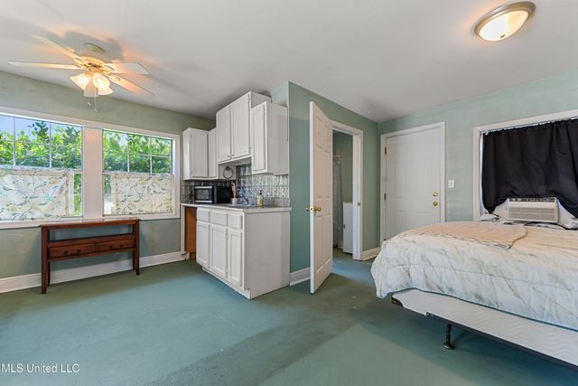 211 Demontluzin Avenue, Bay Saint Louis, MS 39520