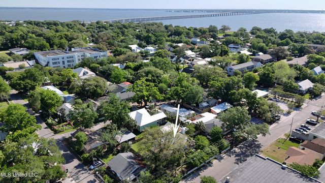 211 Demontluzin Avenue, Bay Saint Louis, MS 39520