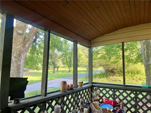 1421 Hendrix Street, Altus, AR 72821
