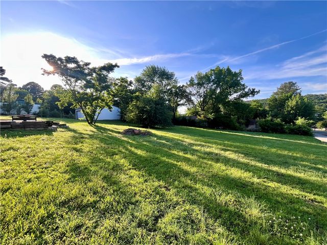 1421 Hendrix Street, Altus, AR 72821