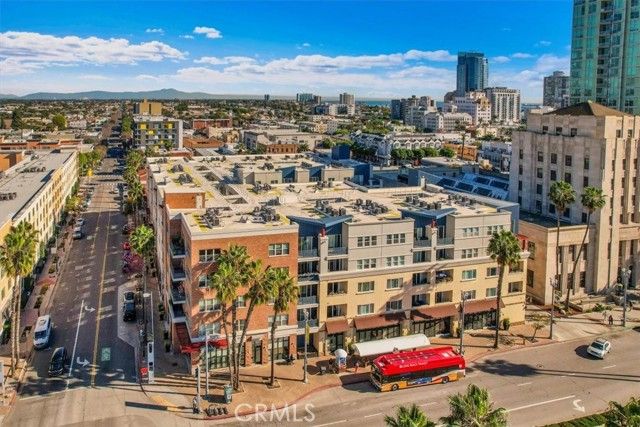 300 E 4th Street, Long Beach, CA 90802