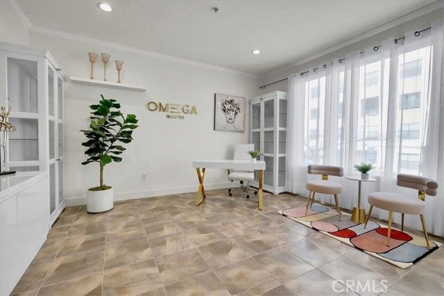 300 E 4th Street, Long Beach, CA 90802