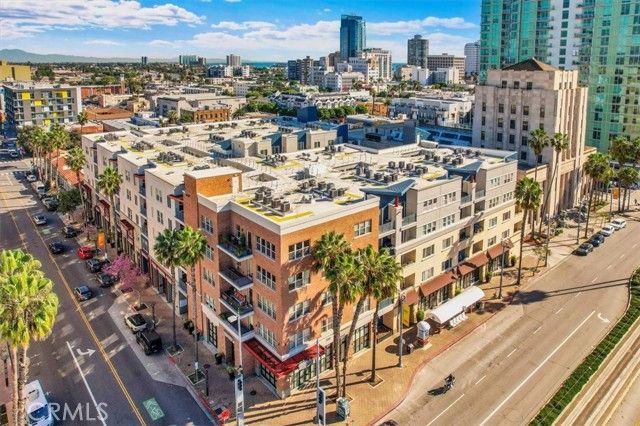 300 E 4th Street, Long Beach, CA 90802