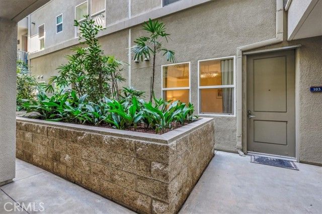 300 E 4th Street, Long Beach, CA 90802