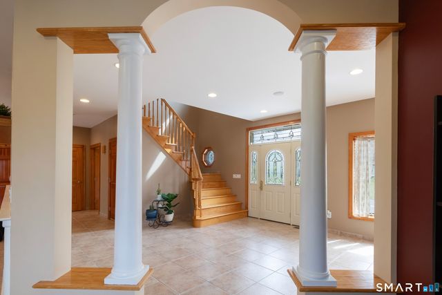 113 Pinnacle Road, Plainville, CT 06062