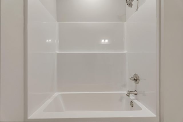 15 Shebbi Lane, Freeport, FL 32439