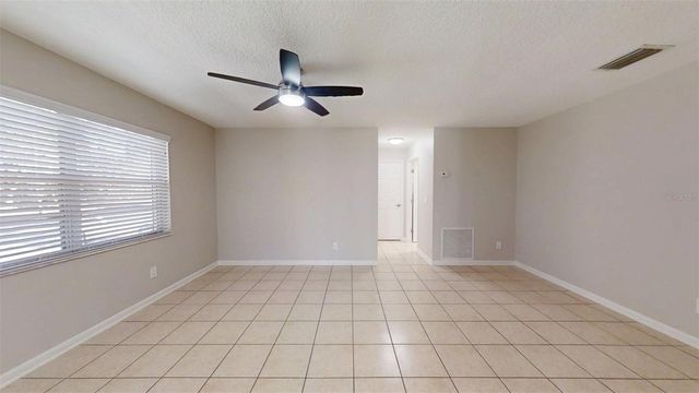 224 W MCCLENDON STREET, Lady Lake, FL 32159