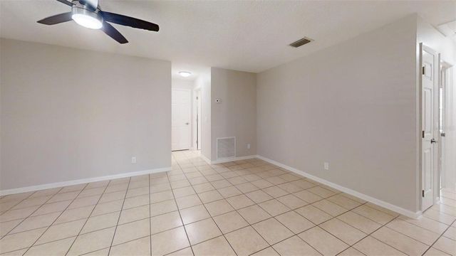 224 W MCCLENDON STREET, Lady Lake, FL 32159